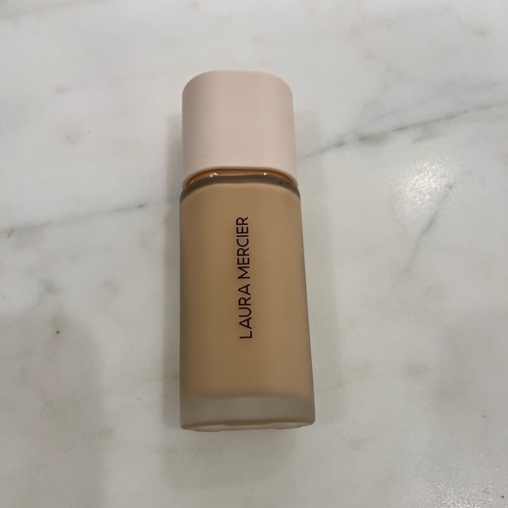 LAURA MERCIER FOUNDATION